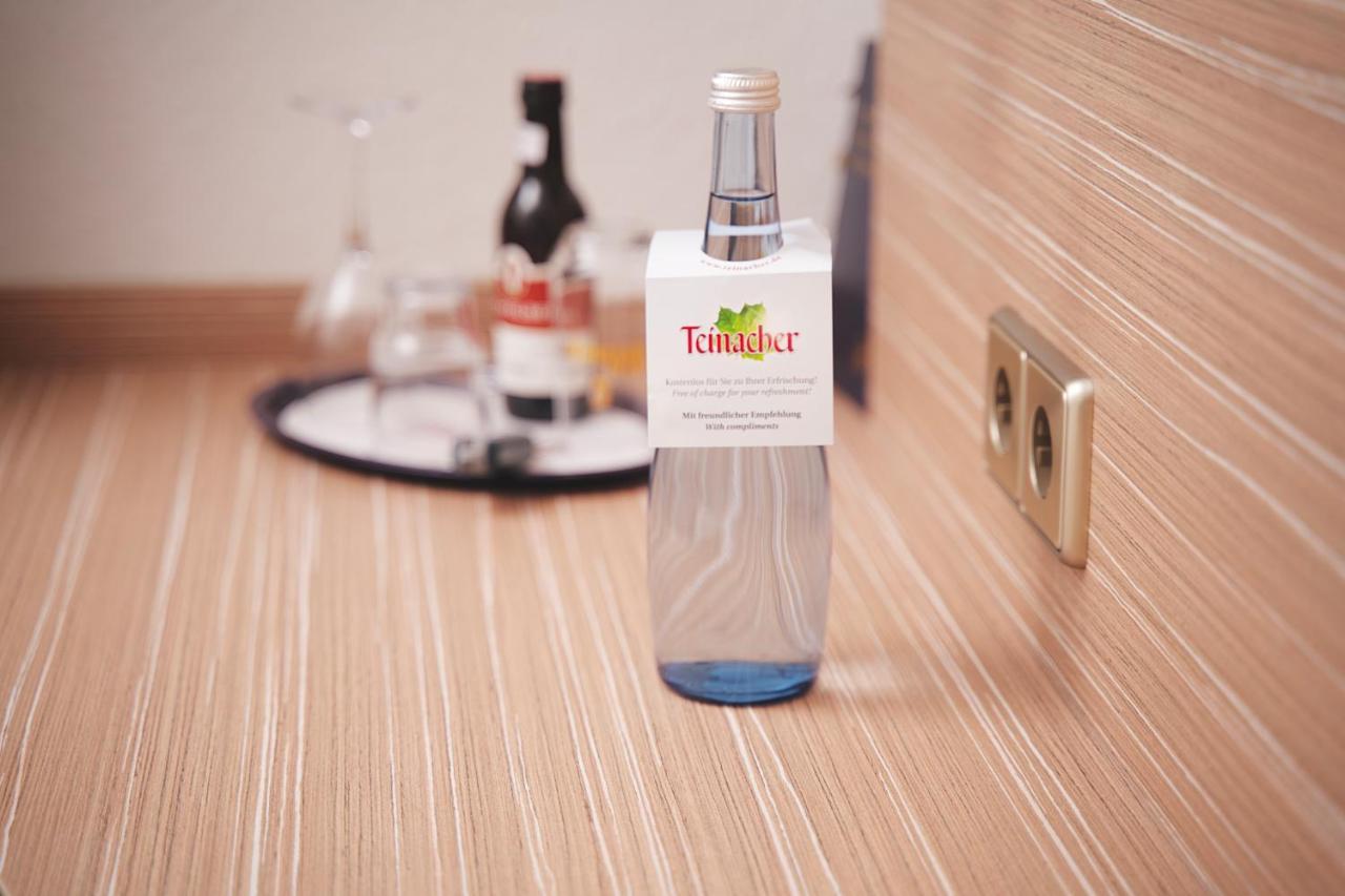 Hotel Baer Sinsheim Dış mekan fotoğraf
